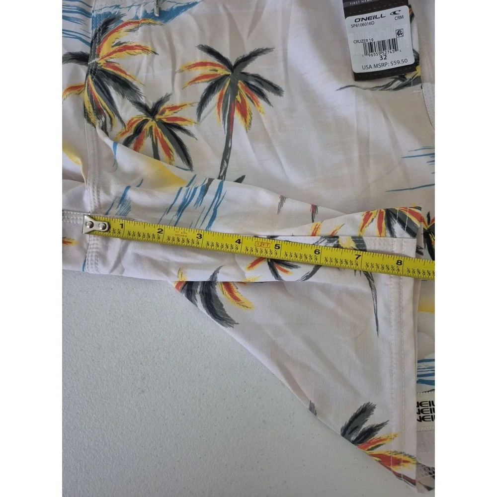 Oneill SwimTrunks Mens 32 Palm Tree AOP Cruzers Above the Knee 19 Boardshort NEW